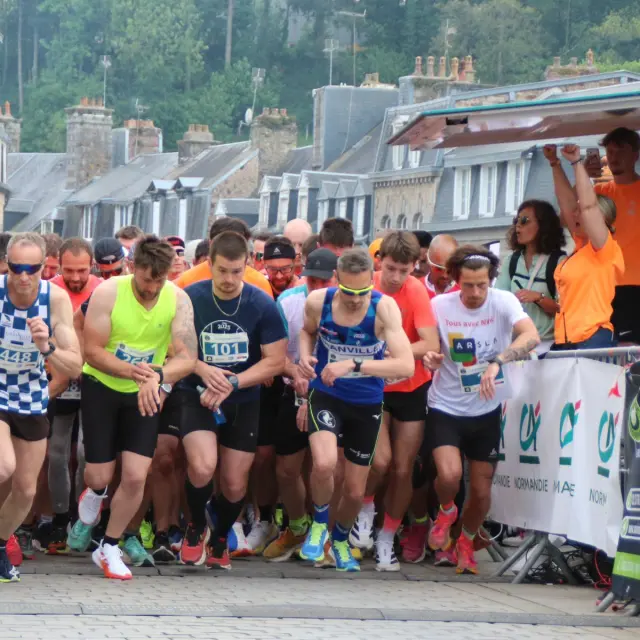 Départ course 2025 Urban Trail Villedieu